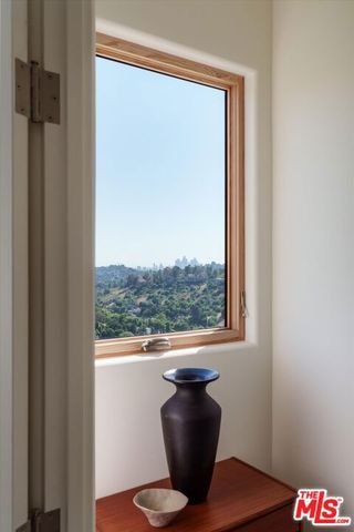 2083 Hanscom Drive, South Pasadena, CA 91030