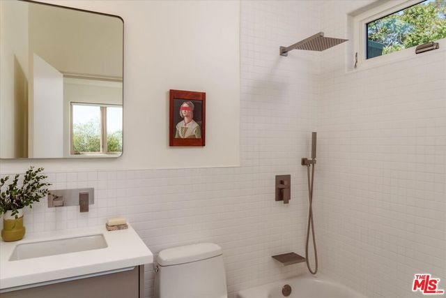 2083 Hanscom Drive, South Pasadena, CA 91030
