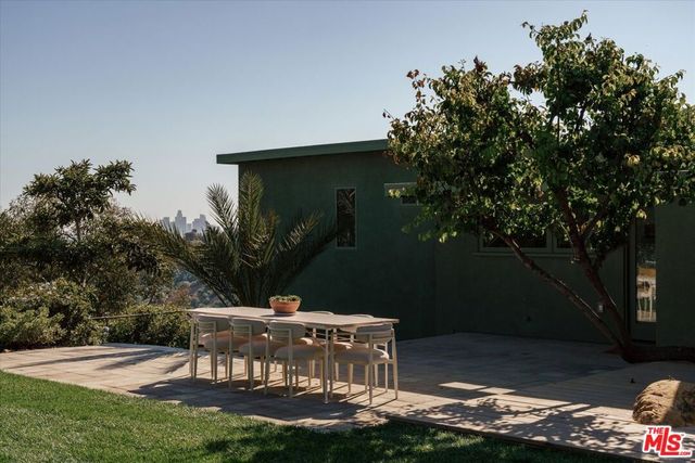 2083 Hanscom Drive, South Pasadena, CA 91030