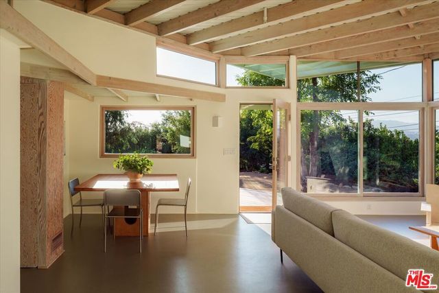 2083 Hanscom Drive, South Pasadena, CA 91030