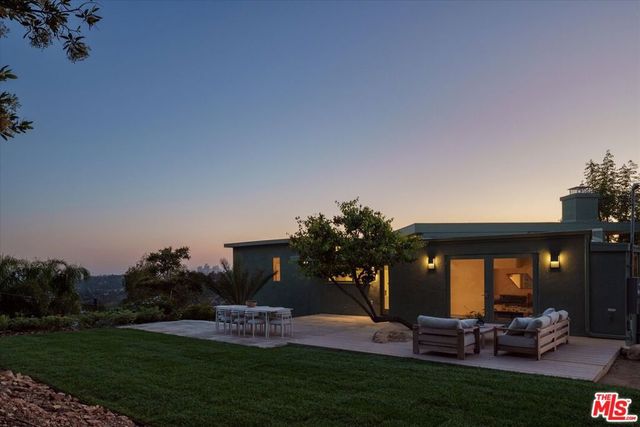 2083 Hanscom Drive, South Pasadena, CA 91030