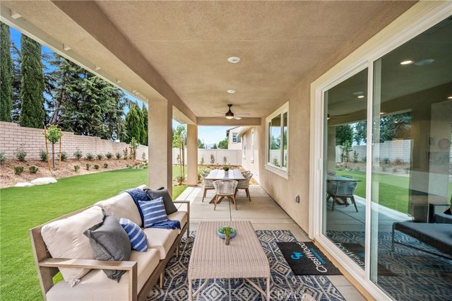 4129 Daisy, Banning, CA 92220