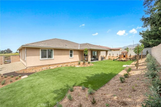 4129 Daisy, Banning, CA 92220