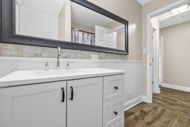 11220 11th AVENUE, Pleasant Prairie, WI 53158