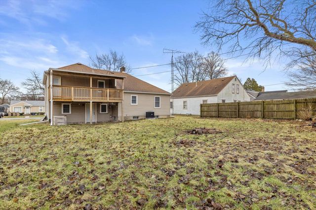 11220 11th AVENUE, Pleasant Prairie, WI 53158