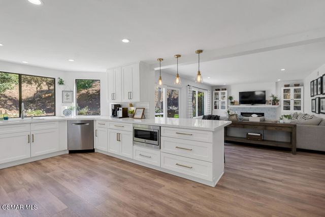 13828 Ransom Road, Moorpark, CA 93021