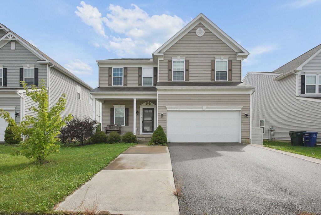 6359 Oak Trail Drive, Galloway, OH 43119