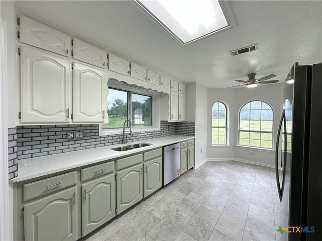 553 Lonesome Oak Drive, Copperas Cove, TX 76522