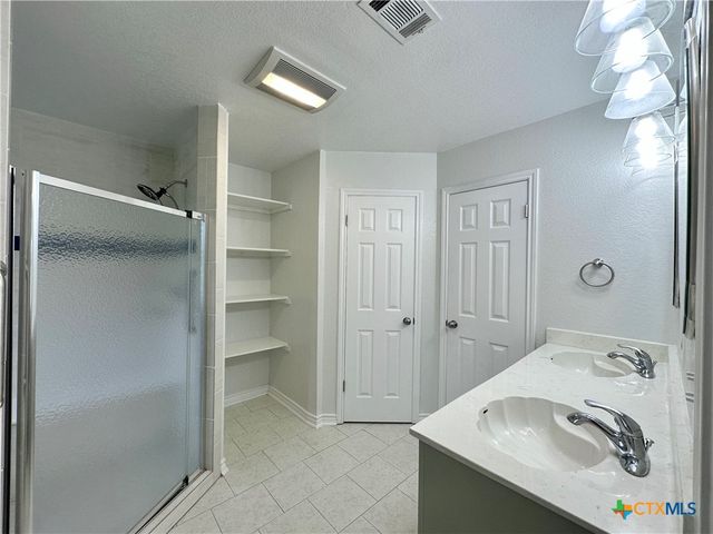 553 Lonesome Oak Drive, Copperas Cove, TX 76522