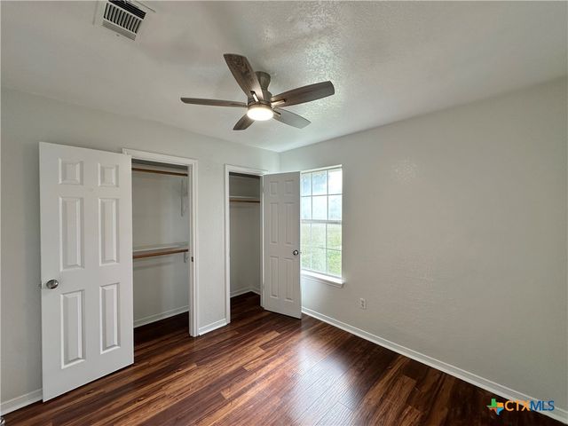 553 Lonesome Oak Drive, Copperas Cove, TX 76522