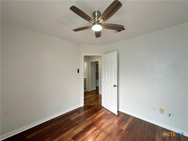 553 Lonesome Oak Drive, Copperas Cove, TX 76522