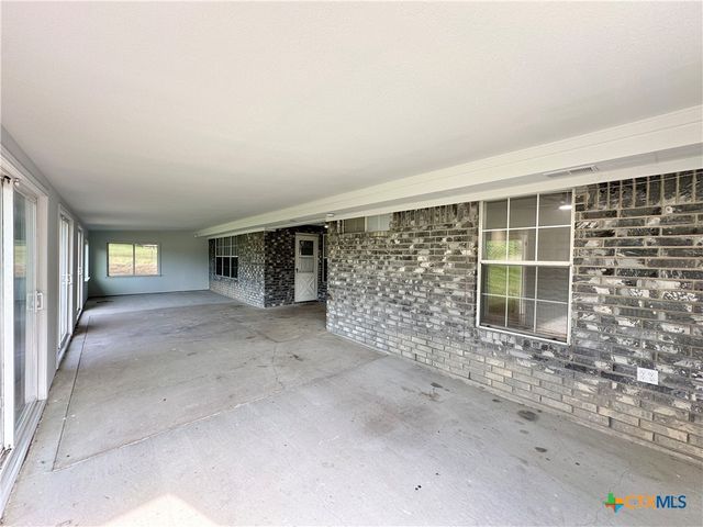 553 Lonesome Oak Drive, Copperas Cove, TX 76522