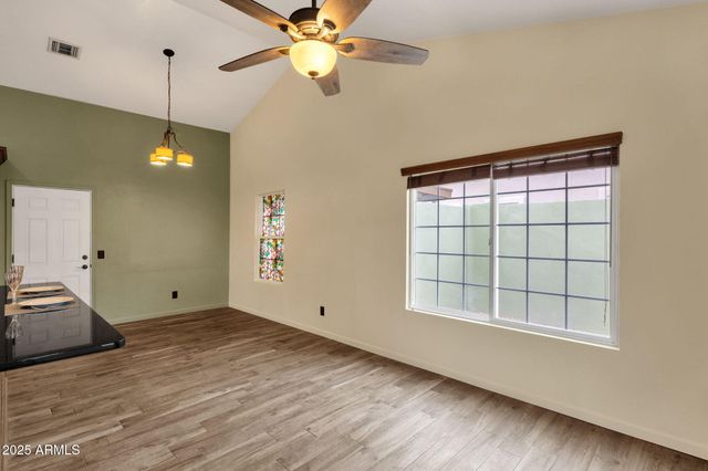 4560 E SUNRISE Drive, Phoenix, AZ 85044