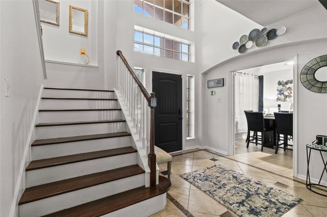 10902 Spruce Drive N, La Porte, TX 77571