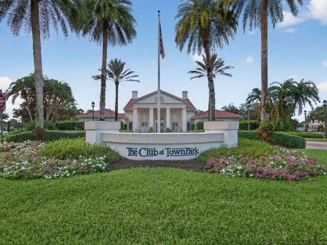 11316 SW Barton Way, Port St. Lucie, Port St Lucie, FL 34987