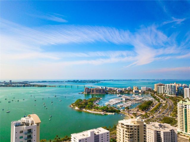 7193 W COUNTRY CLUB DRIVE N 140, Sarasota, FL 34243