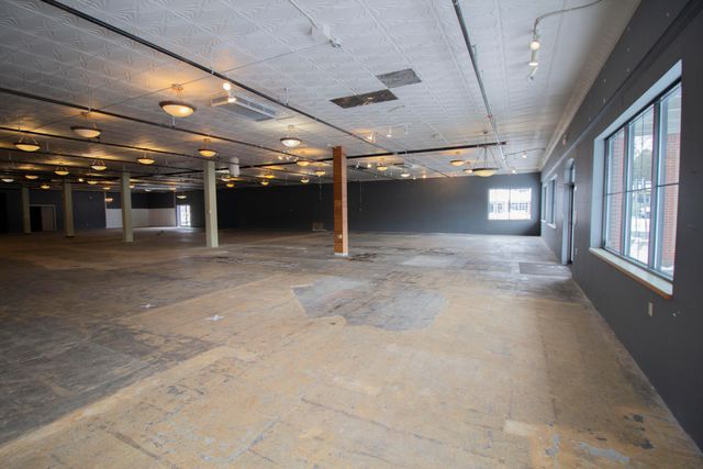 4217 Portage Street, Kalamazoo, MI 49001