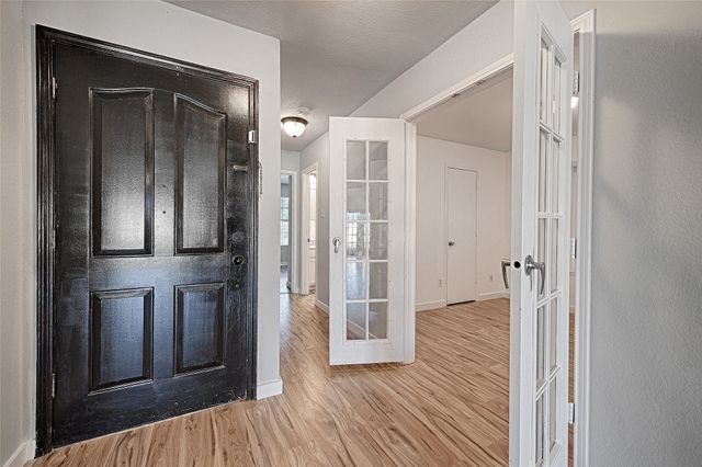 5418 Boxelder Drive, Arlington, TX 76018