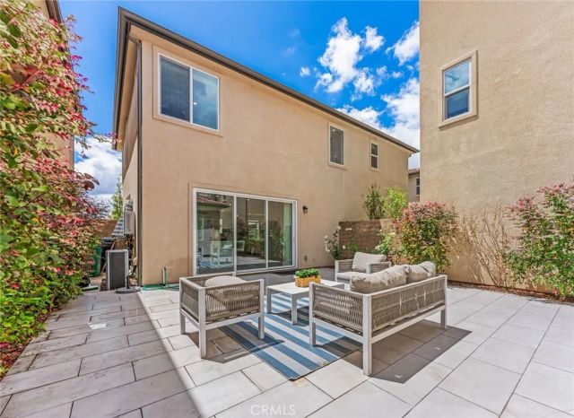 352 Chorus, Irvine, CA 92618