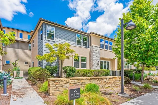 352 Chorus, Irvine, CA 92618