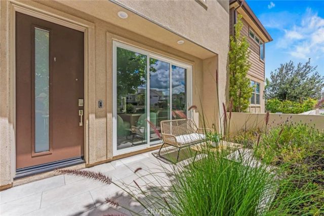 352 Chorus, Irvine, CA 92618