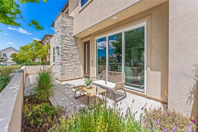 352 Chorus, Irvine, CA 92618