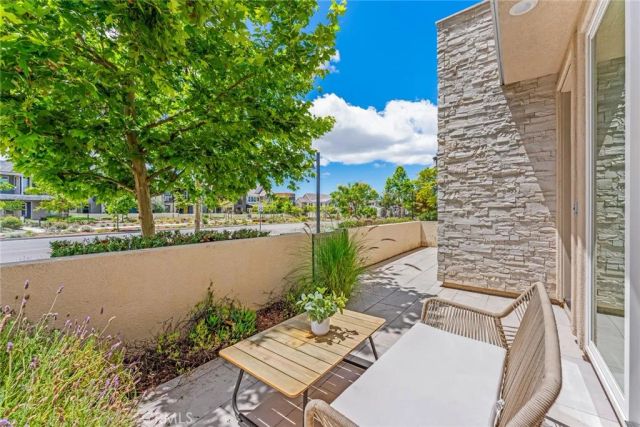 352 Chorus, Irvine, CA 92618