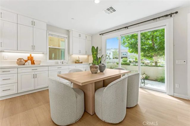 352 Chorus, Irvine, CA 92618
