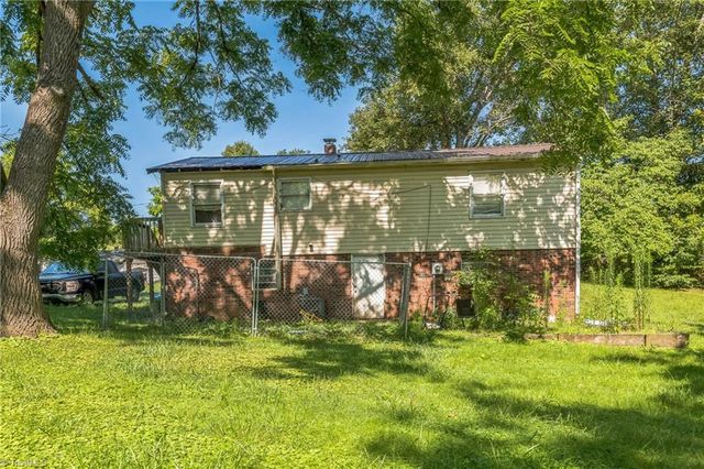 104 Whitley Road, Morganton, NC 28655