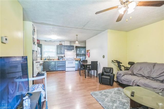 104 Whitley Road, Morganton, NC 28655