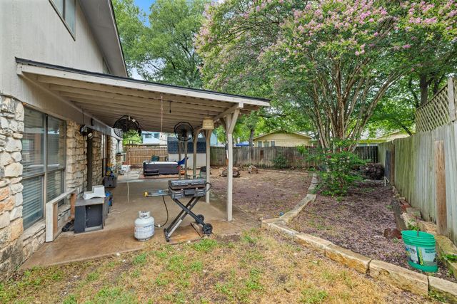 1303 Creekview DR, Round Rock, TX 78681