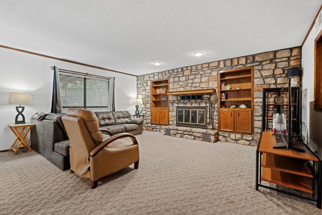 1303 Creekview DR, Round Rock, TX 78681