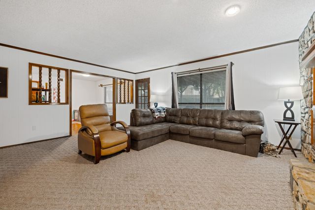 1303 Creekview DR, Round Rock, TX 78681