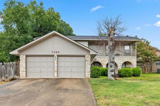 1303 Creekview DR, Round Rock, TX 78681