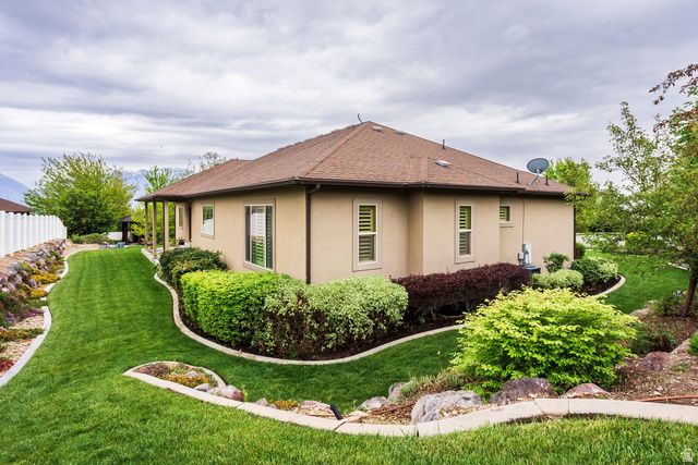 3962 W FARMINGDALE CT, South Jordan, UT 84009