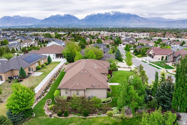 3962 W FARMINGDALE CT, South Jordan, UT 84009