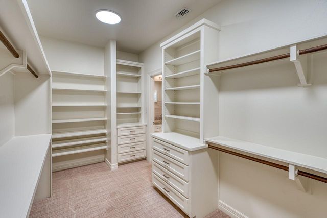 701 Indian Paint TRL, Horseshoe Bay, TX 78657
