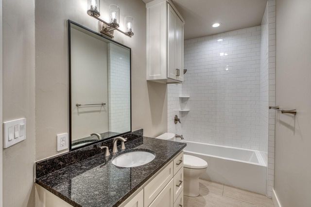 701 Indian Paint TRL, Horseshoe Bay, TX 78657