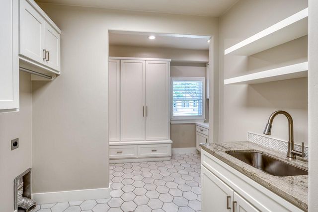701 Indian Paint TRL, Horseshoe Bay, TX 78657