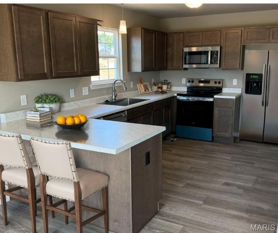 175 Rivers Edge Drive, Moscow Mills, MO 63362