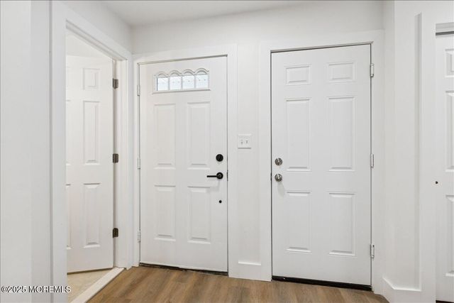 18 Oak Knoll Drive, Matawan, NJ 07747