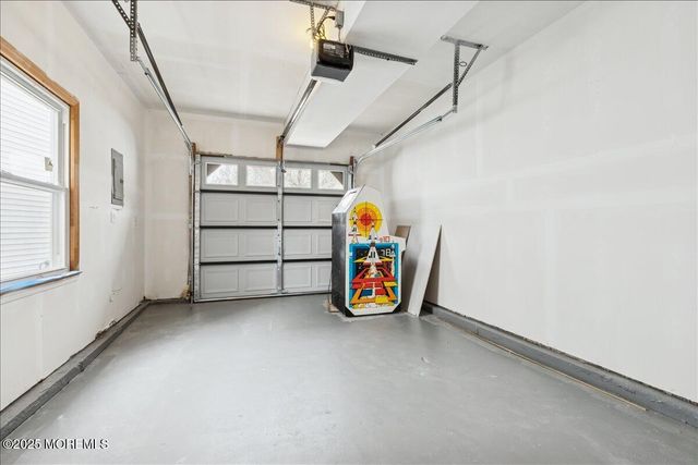 18 Oak Knoll Drive, Matawan, NJ 07747