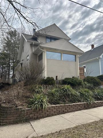 419 Hayes AVENUE, Racine, WI 53405