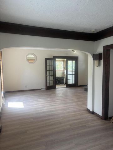 419 Hayes AVENUE, Racine, WI 53405