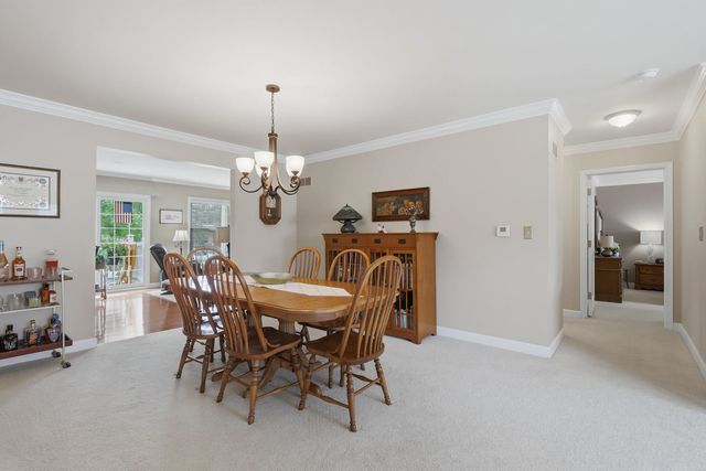 3215 E Locust Street A2-21, Davenport, IA 52803