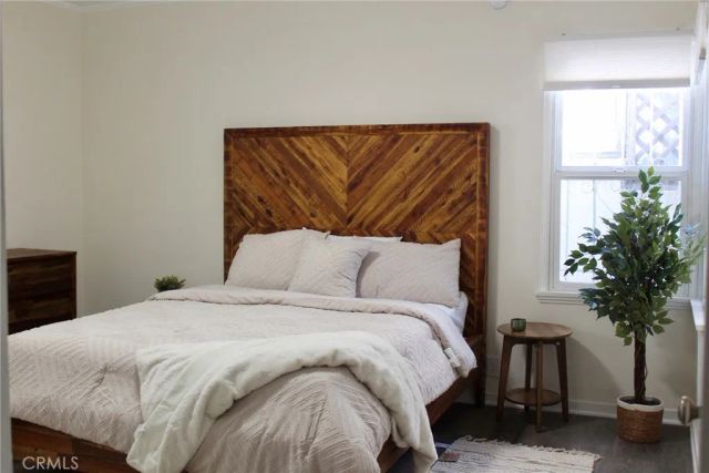 5351 Packard Street, Los Angeles, CA 90019
