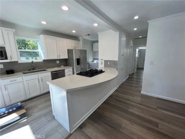 5351 Packard Street, Los Angeles, CA 90019