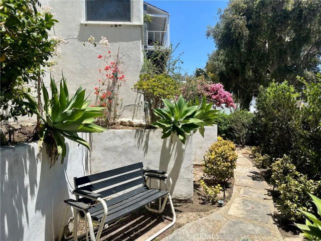 5351 Packard Street, Los Angeles, CA 90019