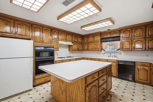 7900 Highway 6, De Leon, TX 76444