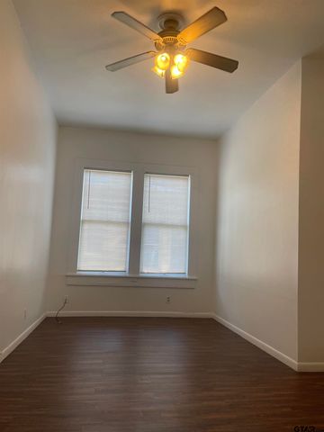 306 S Fenton Ave, Tyler, TX 75702